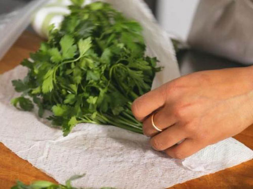 15 идеи за използването на хартиените кухненски ролки