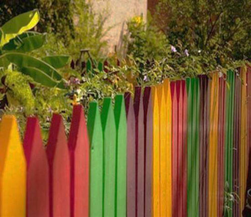 идеи креативни декоративни огради за двора и градината 