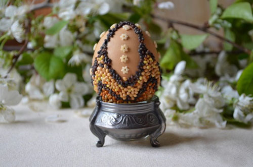 идеи великденски еко яйца украсени със зърна и семена